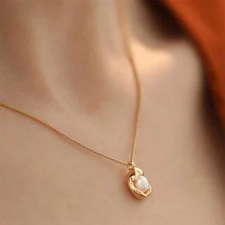 Pea Natural Pearl Pendant Necklace